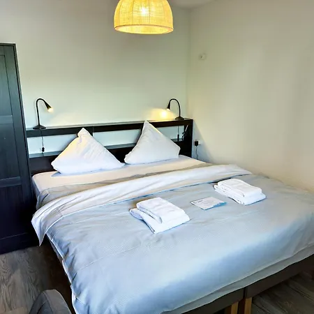 Rothornblick 25 By * 阿罗萨